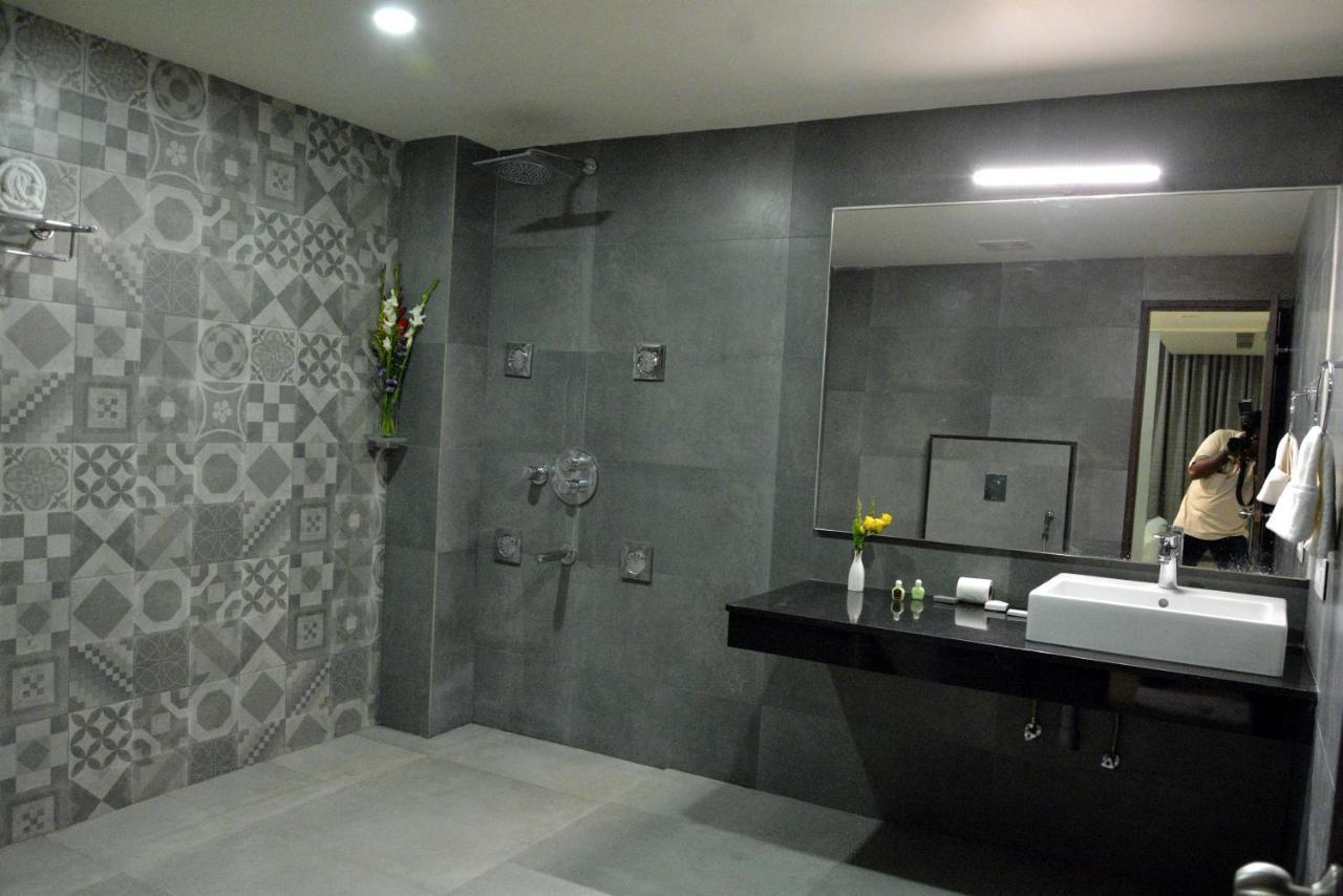 Hotel Sree Annamalaiyar Park Tirunelveli Exteriör bild